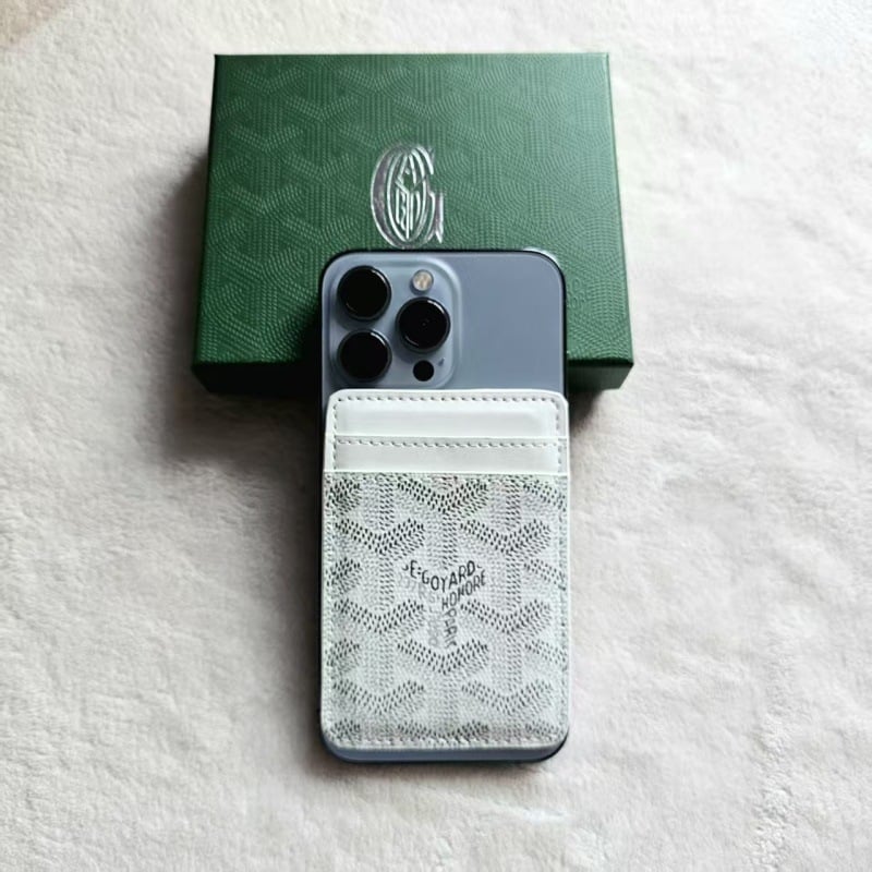 Axiu платнен картодържател за карти с модел кучешки зъби и силно магнитно задържане за MagSafe iPhone