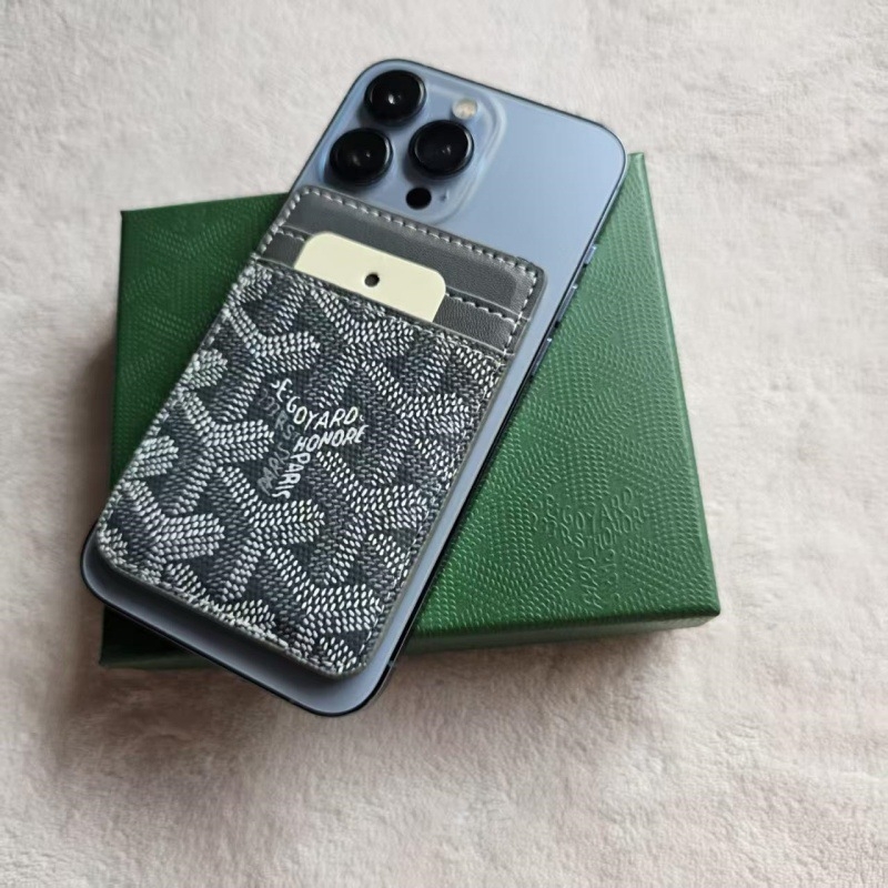 Axiu платнен картодържател за карти с модел кучешки зъби и силно магнитно задържане за MagSafe iPhone