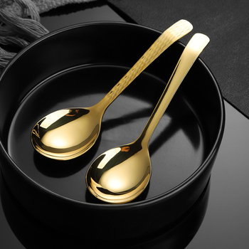 304 rozsdamentes acélból készült szervírozó kanál, modern minimalista stílus, kendő-kerék polírozású tükrös felület, egyszínű befejezés.