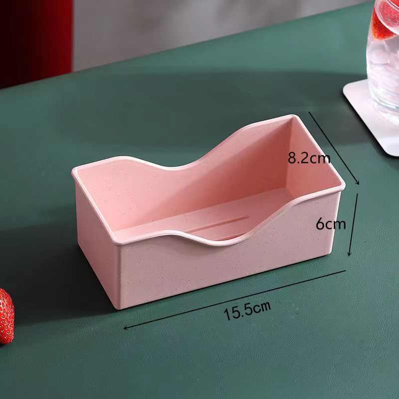 Пластмасова чиния за закуски, неправилно оформена форма, еднотонен дизайн, модерен минималистичен стил; подходяща за храна, кафе и чай