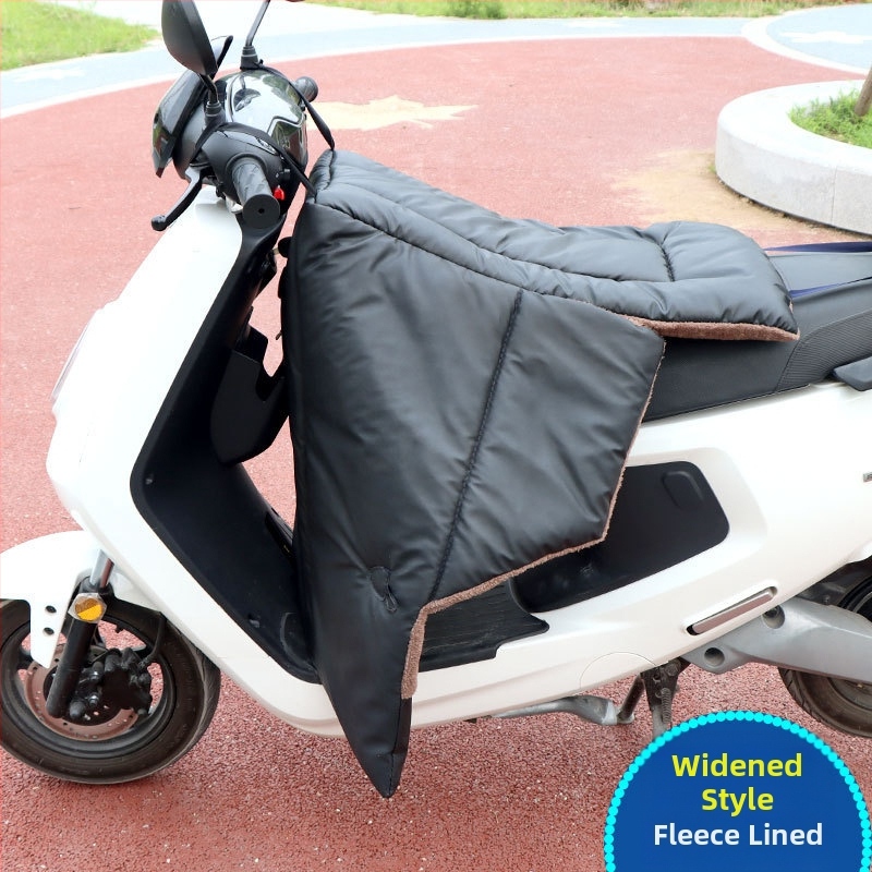 Vėjinė apsauga elektriniam paspirtukui su fliso pamušalu, storu PU medžiagą ir atskirais odiniai kojų apsaugos