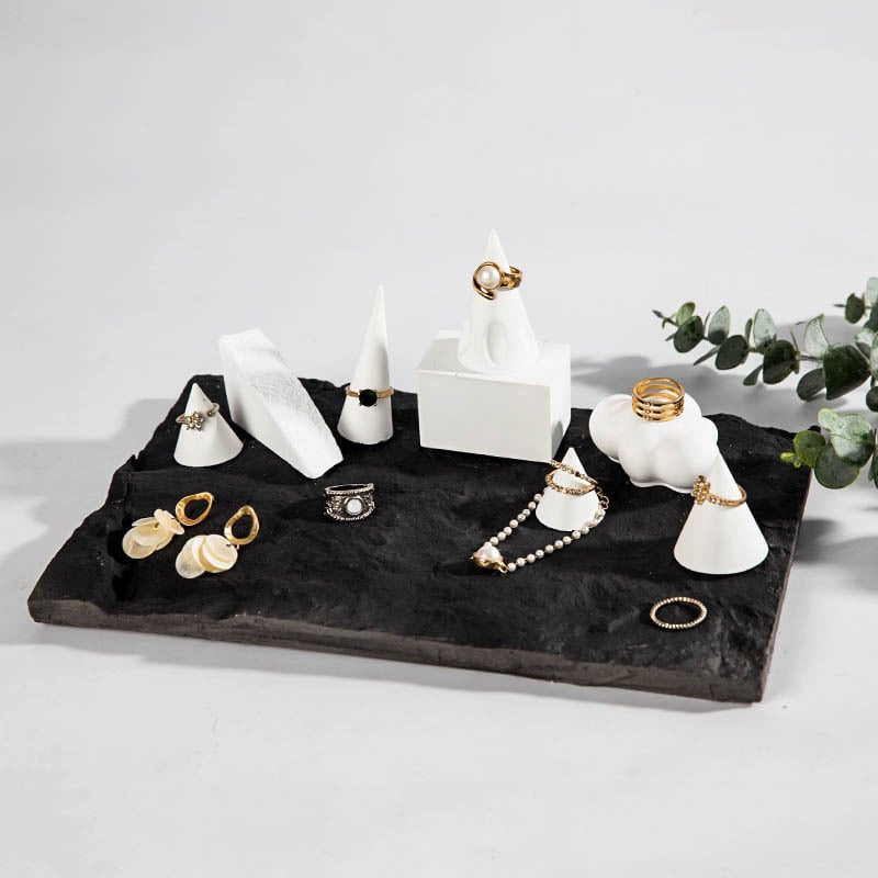 Stand pentru afișare bijuterii, Maiden Wind stil, material de înveliș: Alt, proces: Alt