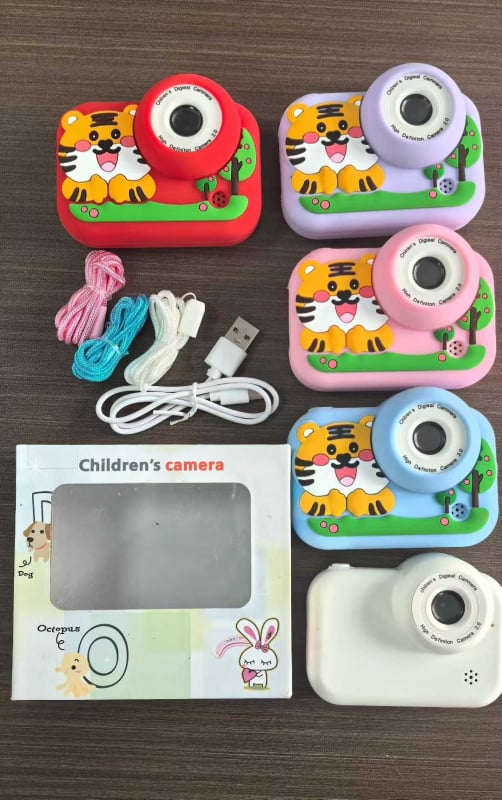 Детски дигитален фотоапарат I5-72 със 2.0-инчов LCD екран, 12–20 MP пиксели, слот за карта памет, живот на батерията 1–3 часа, корпус от силиконов пластмаса