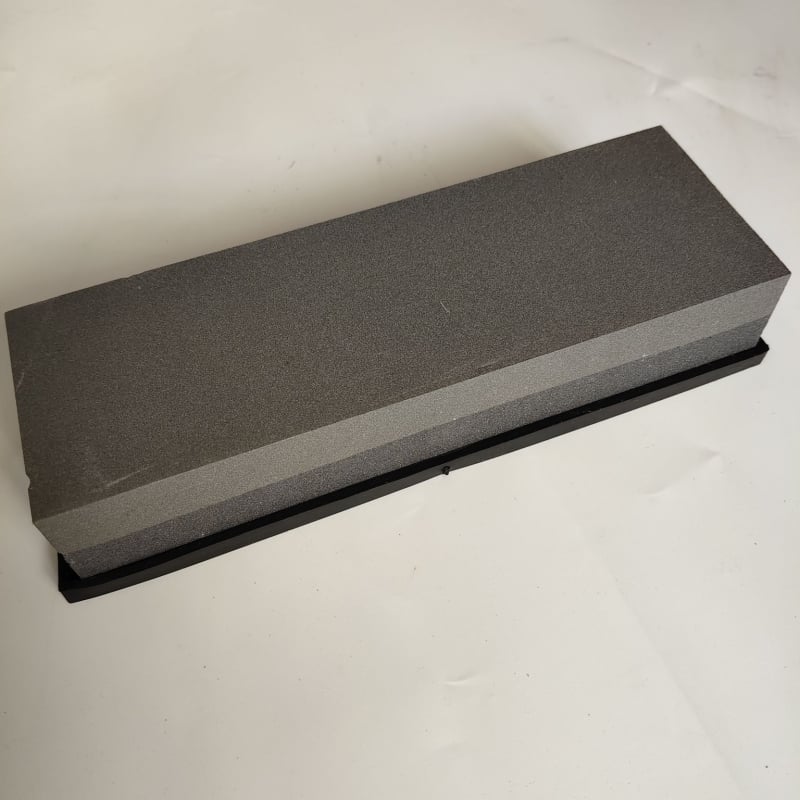 Gyémánt élező kő kemény acélú késekhez – durva és finom élezés