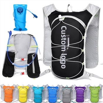 Žygio kuprinė su hidracijos sistema — kvėpuojanti, itin lengva, atspari dėvėjimui; oro pagalvėlės dirželiai; unisex