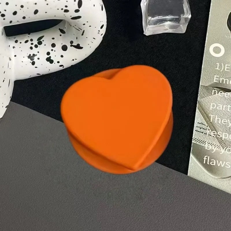 Silikonski MagSafe držač sa srcolikim minimalističkim dizajnom, snažnim držanjem, stolni teleskopni zračni jastuk za žene