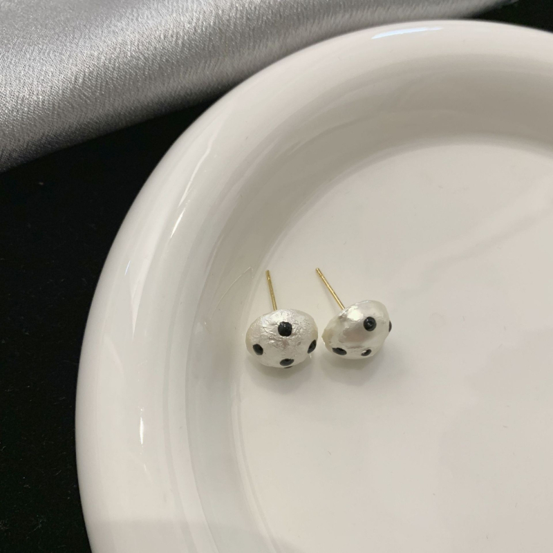 GUSHI auskari ar kokvilnas pērļām, ģeometrisks dizains, vintage stils, elektroplatinga pārklājums