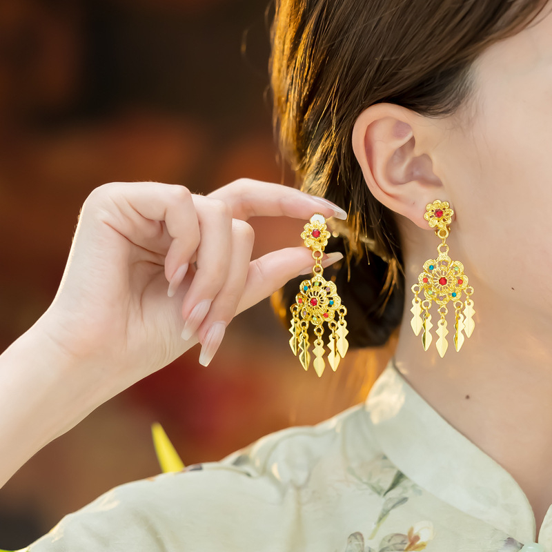 Σκουλαρίκια κλιπς σε εθνοτικό στυλ Ταϊ-Νταϊ, γεωμετρικός σπειροειδής σχεδιασμός, επίχρυσα κράματα