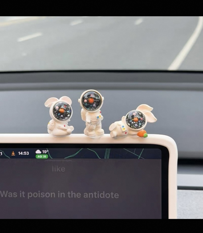 Автомобилен интериорен аксесоар, плюшена анимационна кукла за декорация и съхранение в колата