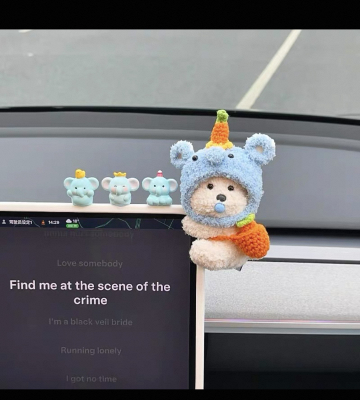 Автомобилен интериорен аксесоар, плюшена анимационна кукла за декорация и съхранение в колата