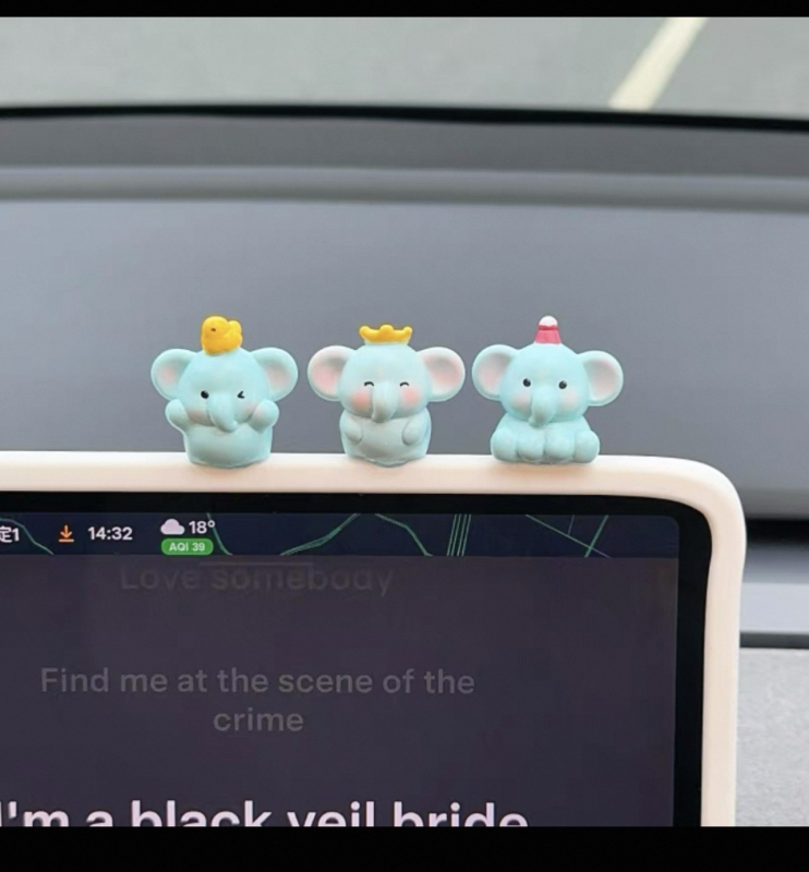 Автомобилен интериорен аксесоар, плюшена анимационна кукла за декорация и съхранение в колата