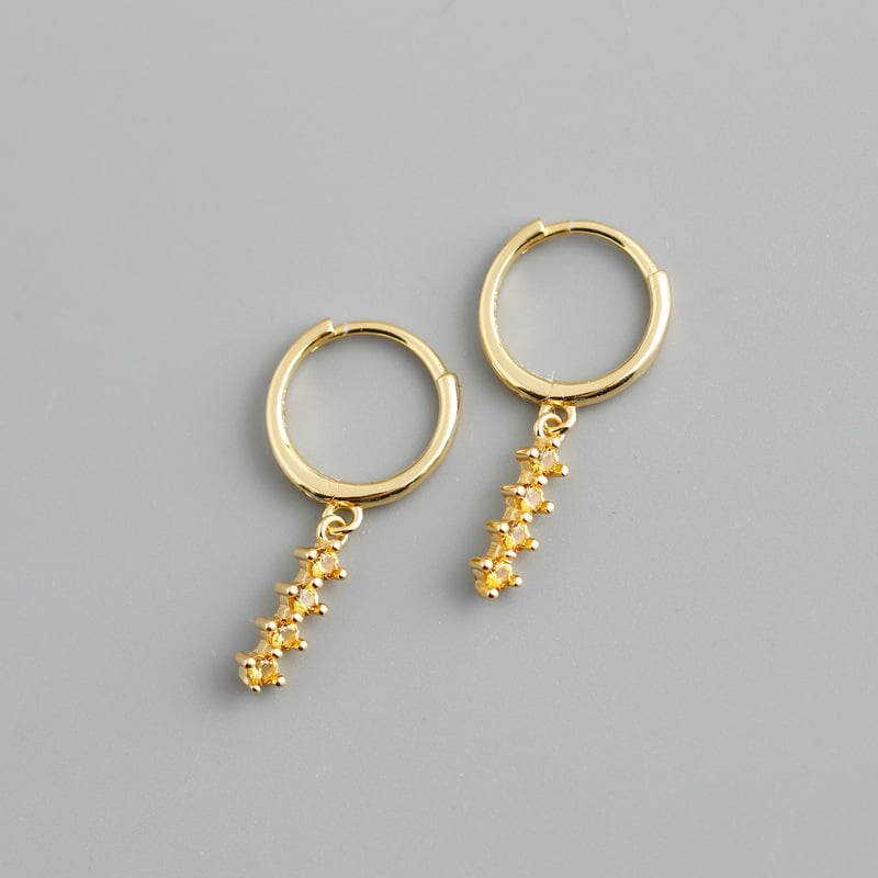 Овеци S925 стерлингово сребро с кръгъл геометричен дизайн и цирконии за жени