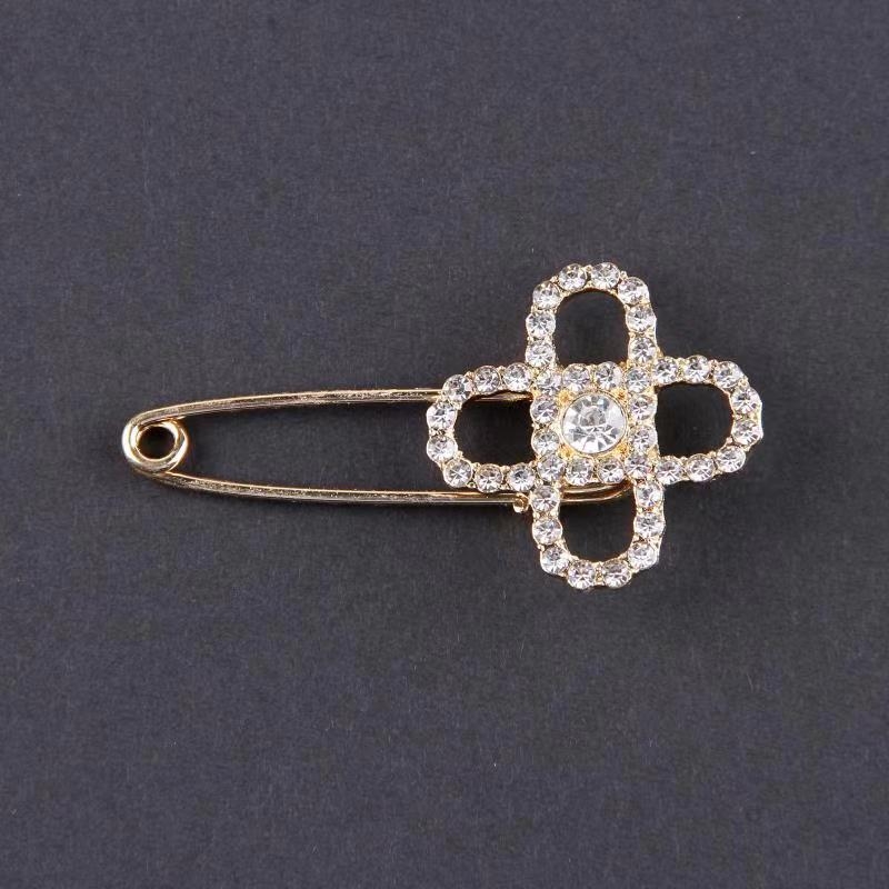 Masnis bross fémötvözetből, strasszokkal, koreai stílusú, gyémánt felületkezelés, derékszorítás