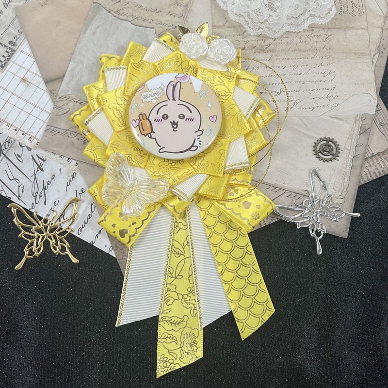 Брошка панделка с трилистен мотив, сладък свеж стил, изработена от плат, украсена с камъни, декоративна и фиксирана, пролет 2025