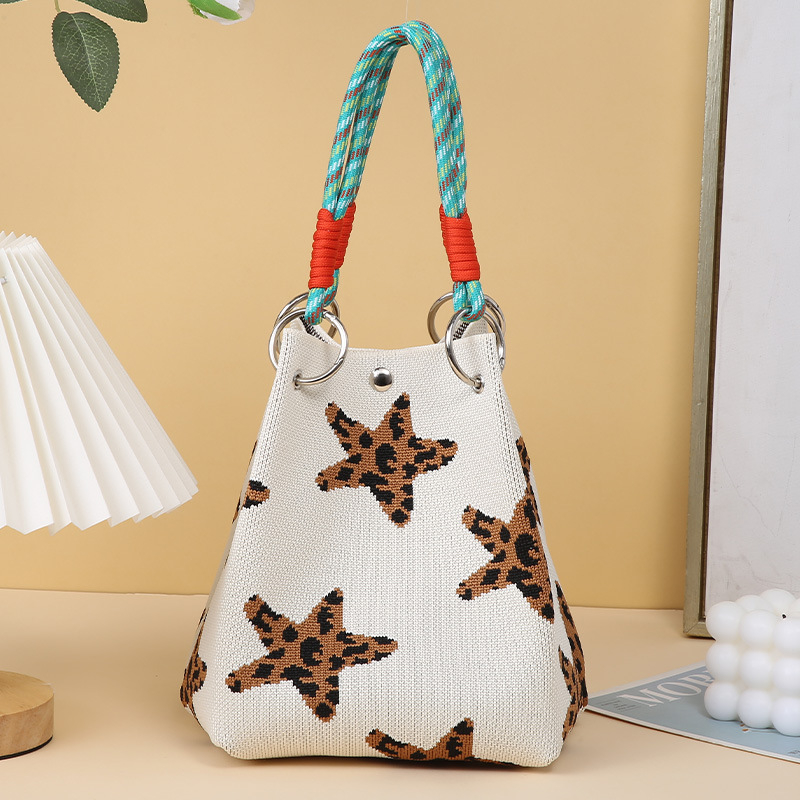 Плетена чанта — урбан стил, полиестер + еластан, магнитно закопчаване, вертикално квадратно, триизмерна конструкция