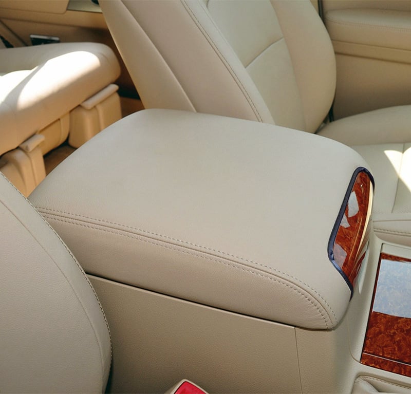 Калъф за централна подлакътникова кутия за Toyota Land Cruiser – реална микрофибърна кожа, персонализиране, съвместим с Land Cruiser