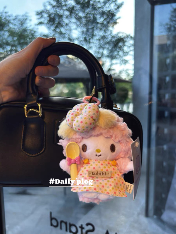 Pandantiv pluș pentru geantă și breloc — miel asistent medical, model animație drăguț, stil proaspăt și dulce (Material: pluș; Model: Kitty/Snoopy/erou din animație; Stil: proaspăt și dulce)