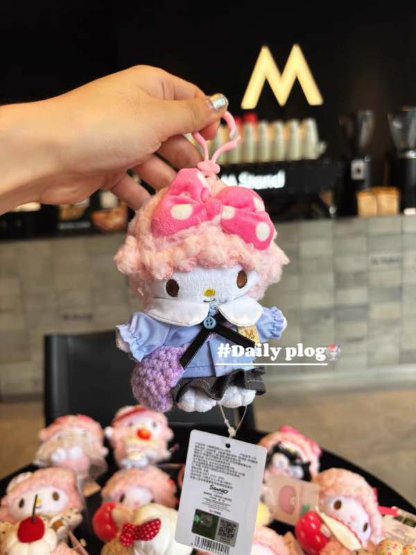 Pandantiv pluș pentru geantă și breloc — miel asistent medical, model animație drăguț, stil proaspăt și dulce (Material: pluș; Model: Kitty/Snoopy/erou din animație; Stil: proaspăt și dulce)