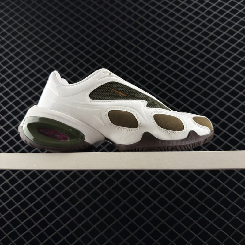 Futócipő légpárnás, vastag talppal a magasság növeléséhez, légáteresztő hálós felsőrész, fűzős záródás, uniszex