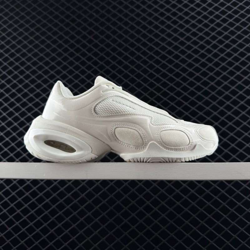 Futócipő légpárnás, vastag talppal a magasság növeléséhez, légáteresztő hálós felsőrész, fűzős záródás, uniszex