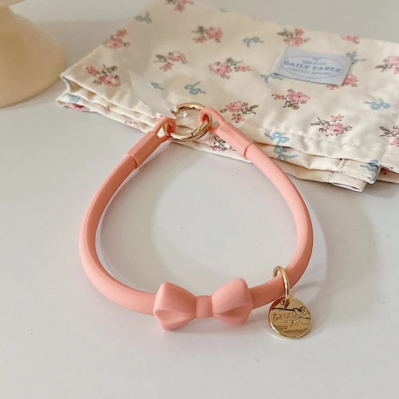 Каишка за мобилен телефон от силикон с панделка във формата на лък — силиконов материал, метална катарама, метален елемент на висулката