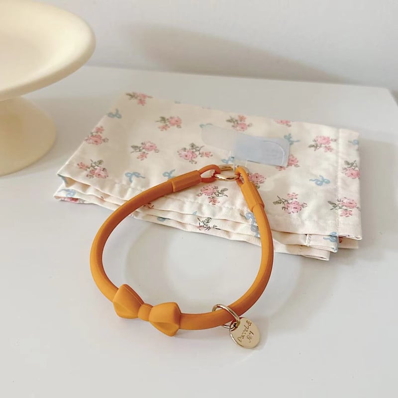 Каишка за мобилен телефон от силикон с панделка във формата на лък — силиконов материал, метална катарама, метален елемент на висулката