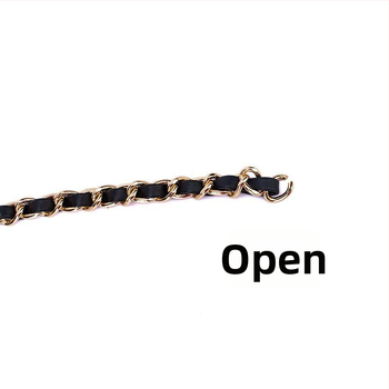 Ремък за чанта през рамо със метална верига, кожено портмоне и малък картодържател, аниме дизайн (Зима 2023)