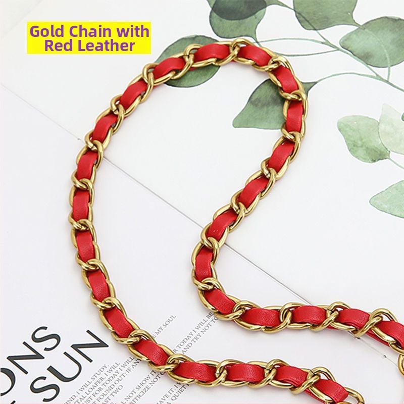 Ремък за чанта през рамо със метална верига, кожено портмоне и малък картодържател, аниме дизайн (Зима 2023)