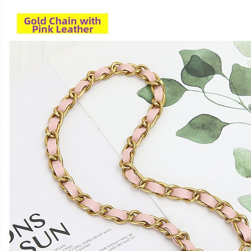 Ремък за чанта през рамо със метална верига, кожено портмоне и малък картодържател, аниме дизайн (Зима 2023)