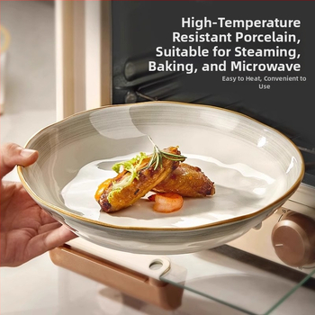 Πλατύ πιάτο πορσελάνης, τετράγωνο σχήμα, υπό γλάσο φινίρισμα, μονοχρωματικό μοτίβο, κατάλληλο για φούρνο μικροκυμάτων