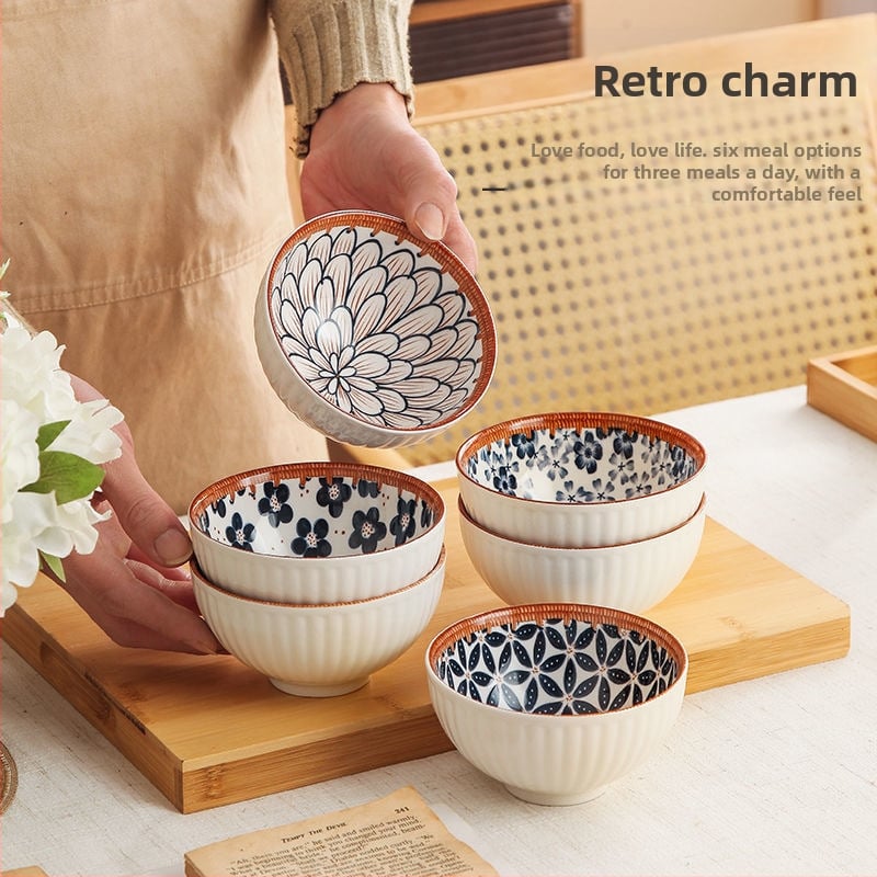 Porcelán tál aláglazúros mintával, modern minimalist design, kerek forma, mikrohullámú sütőben használható, desszert és rizs számára, ajándékba adható.