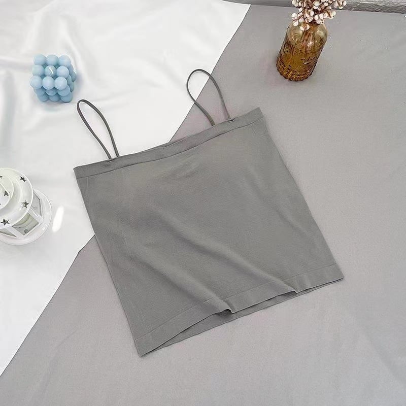 Дишащо нейлоново горнище за бюст под формата тръба (tube top) с пълна чашка и средна чашка, материя 90–95% нейлон, стил жилетка