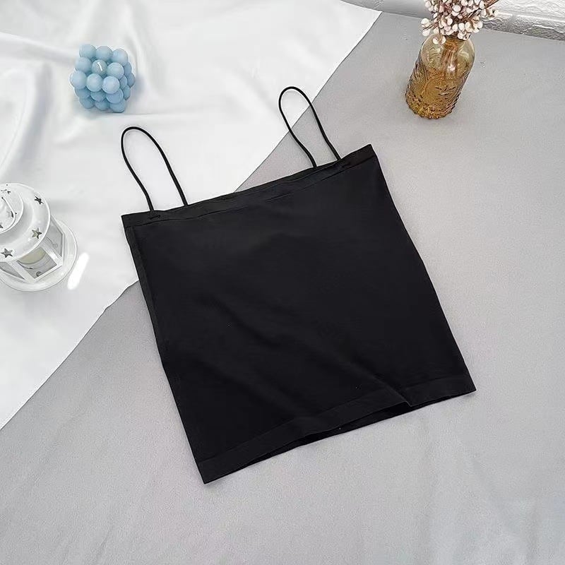 Дишащо нейлоново горнище за бюст под формата тръба (tube top) с пълна чашка и средна чашка, материя 90–95% нейлон, стил жилетка