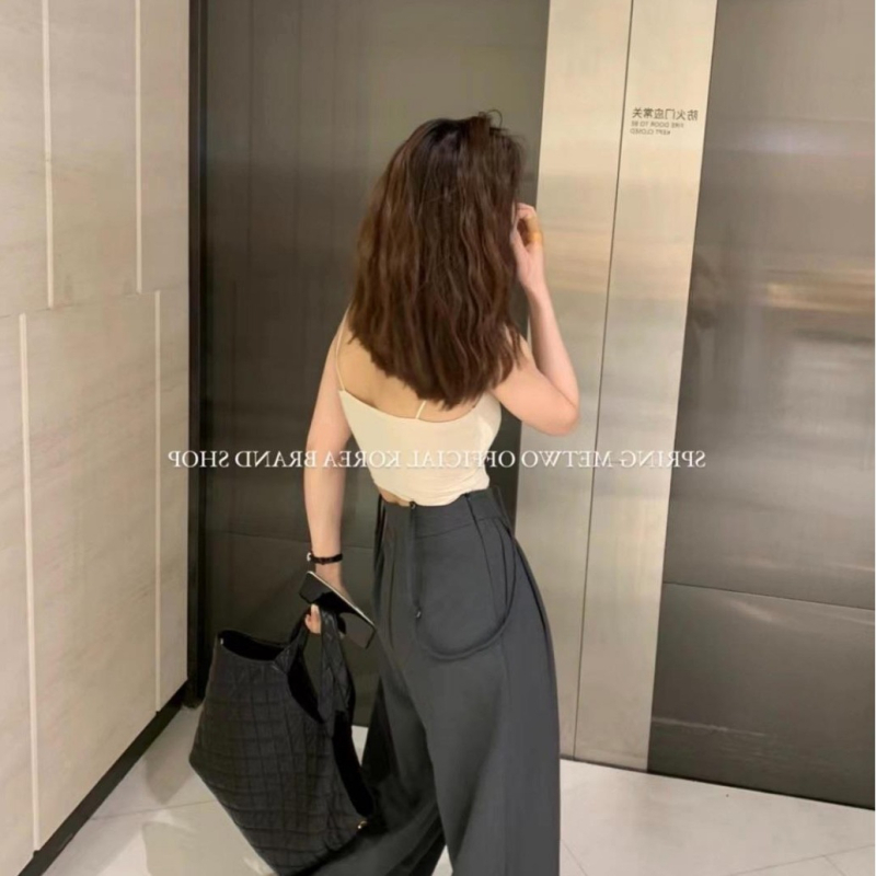 Нейлон камизол с подплънки за бюст, тънки чашки, пълен чашков дизайн, дизайн за гръб, къс летен топ, коремна дължина, минималистичен стил