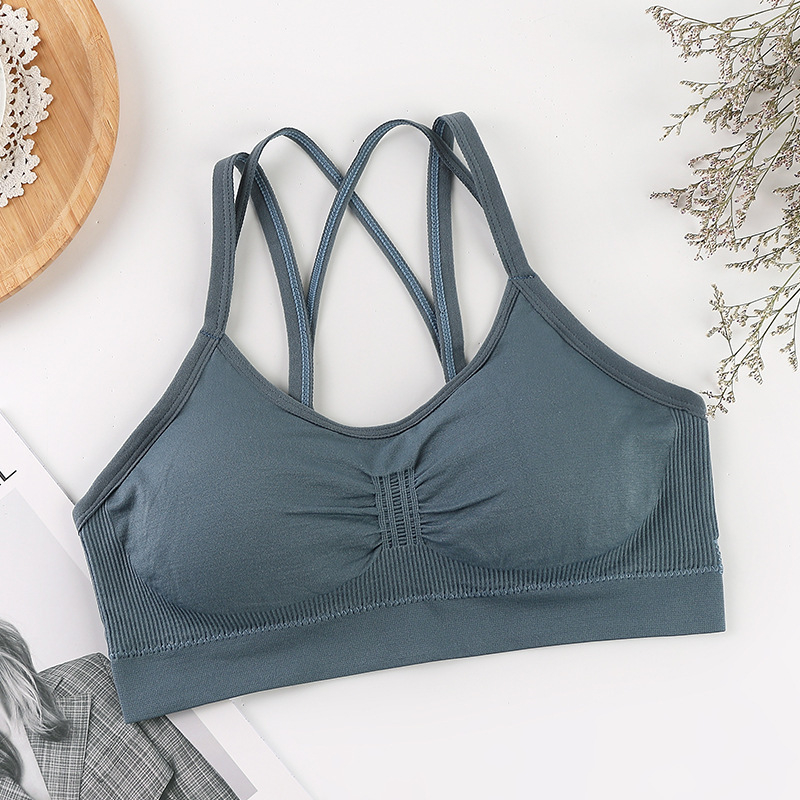 Top tubular fără fir cu spate încrucișat, cupă completă, formare medie, nailon 70–80%