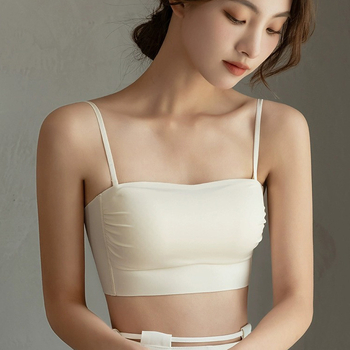 Sutien fara bretele, cu snur reglabil, respirabil si confortabil; material principal: nylon; captuseala din bumbac 30–50%; cupe subtiri turnate; inchidere spate cu doua catarame