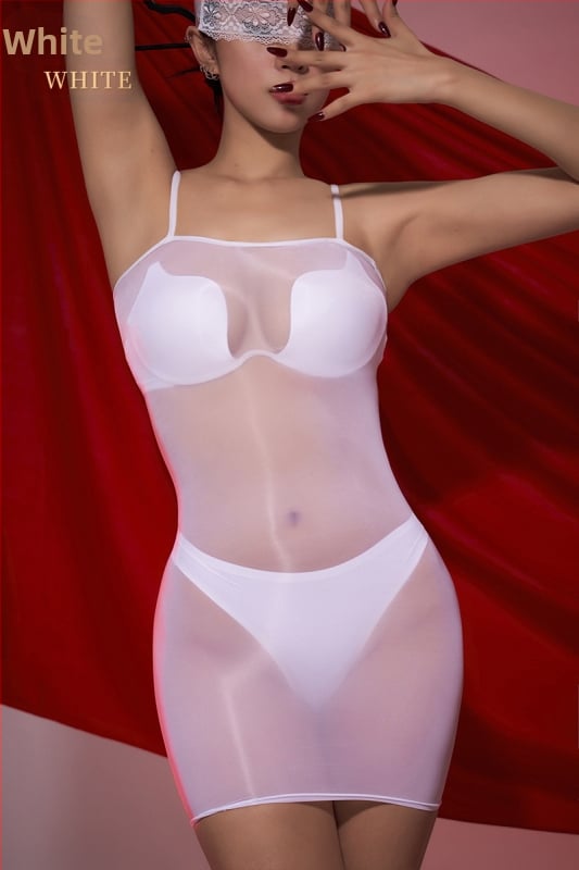 Rochie de noapte din nailon cu bretele — ultra-subțire, transparentă, catifelată; 41–60 g/m2; brand Little Matchmaker; conținutul principal al țesăturii 90–95%