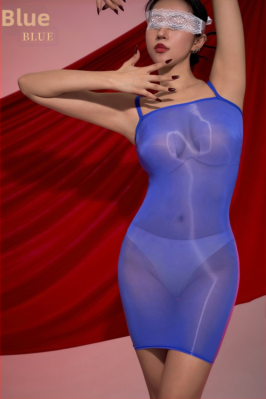 Rochie de noapte din nailon cu bretele — ultra-subțire, transparentă, catifelată; 41–60 g/m2; brand Little Matchmaker; conținutul principal al țesăturii 90–95%