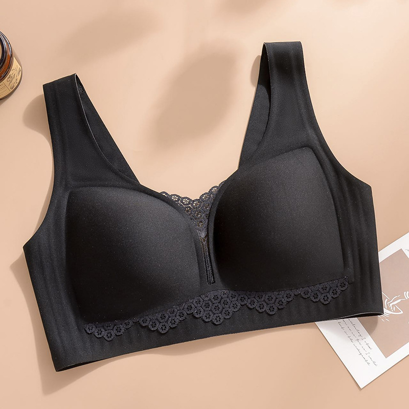 Бюстгальтер безжичен, безшевен дизайн, дантела, тънък модел, фиксирани двойни презрамки, пълна чашка