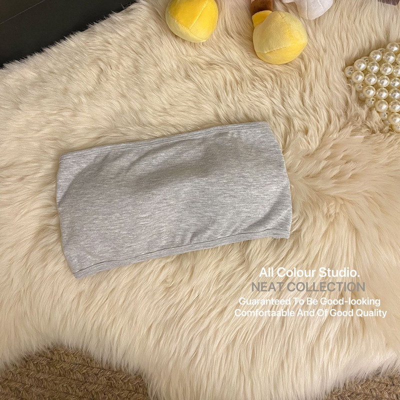 Medvilninė be peties tube-top liemenėlė, 3/4 kaušas, be vielų, formuojama kaušas: plonas viršus, storesnis apačioje, nematoma po rūbais