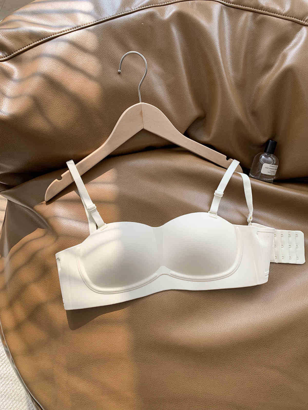 Bez remena grudnjak tipa tube-top — push-up, protiv klizanja, oblikovanje leđa, najlon smjesa 50–70%, tanke oblikovane čaše s punim košaricama, podrijetlo Shantou, proljeće 2024