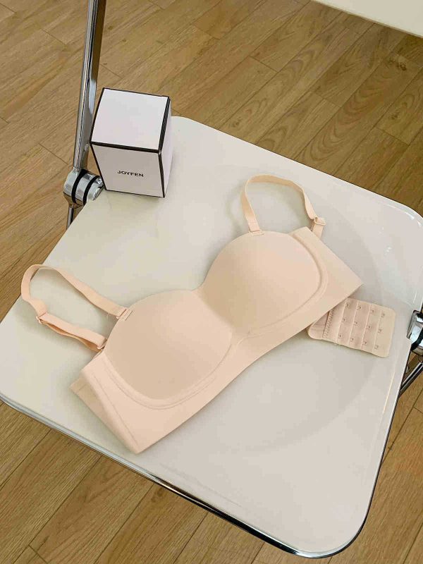 Bez remena grudnjak tipa tube-top — push-up, protiv klizanja, oblikovanje leđa, najlon smjesa 50–70%, tanke oblikovane čaše s punim košaricama, podrijetlo Shantou, proljeće 2024