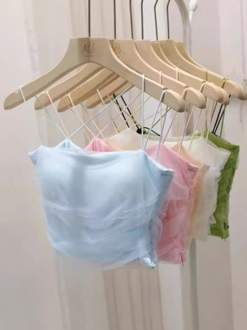 Čipkované sieťové tielko s vložkou na prsiach, tyl okolo hrudníka, štíhla silueta, Letná sezóna