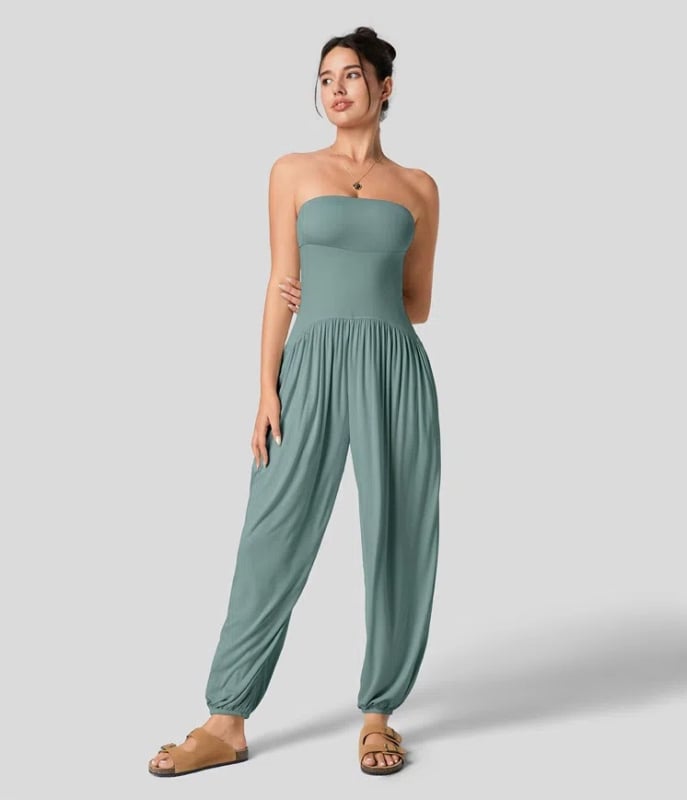 Γυναικείος αμάνικος ολόσωμος jumpsuit με ψηλή μέση, τσέπες και πιέτες