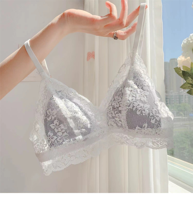 Bezvadu krūšturis ar 3/4 kausiem, plānas veidotas kauss, mežģīņu izšūšana, neilona audums