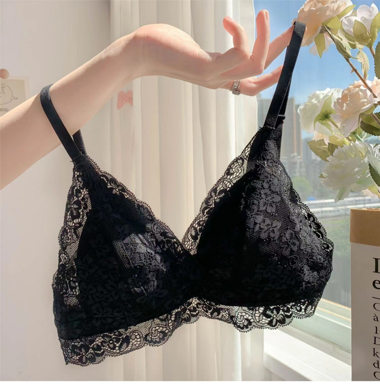 Bezvadu krūšturis ar 3/4 kausiem, plānas veidotas kauss, mežģīņu izšūšana, neilona audums