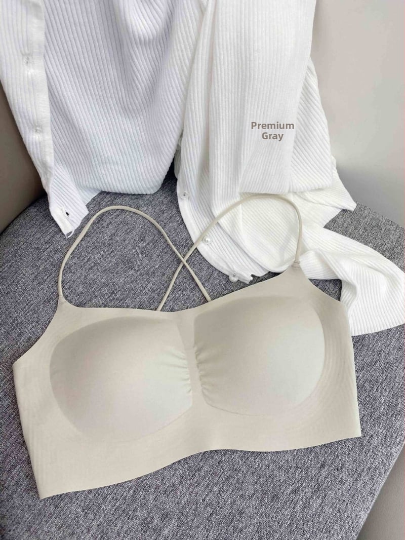 Безжичен push-up бюстгальтер с прорезен гръб и тънки презрамки, чашка 3/4, тънки формовани чаши, найлонова смес