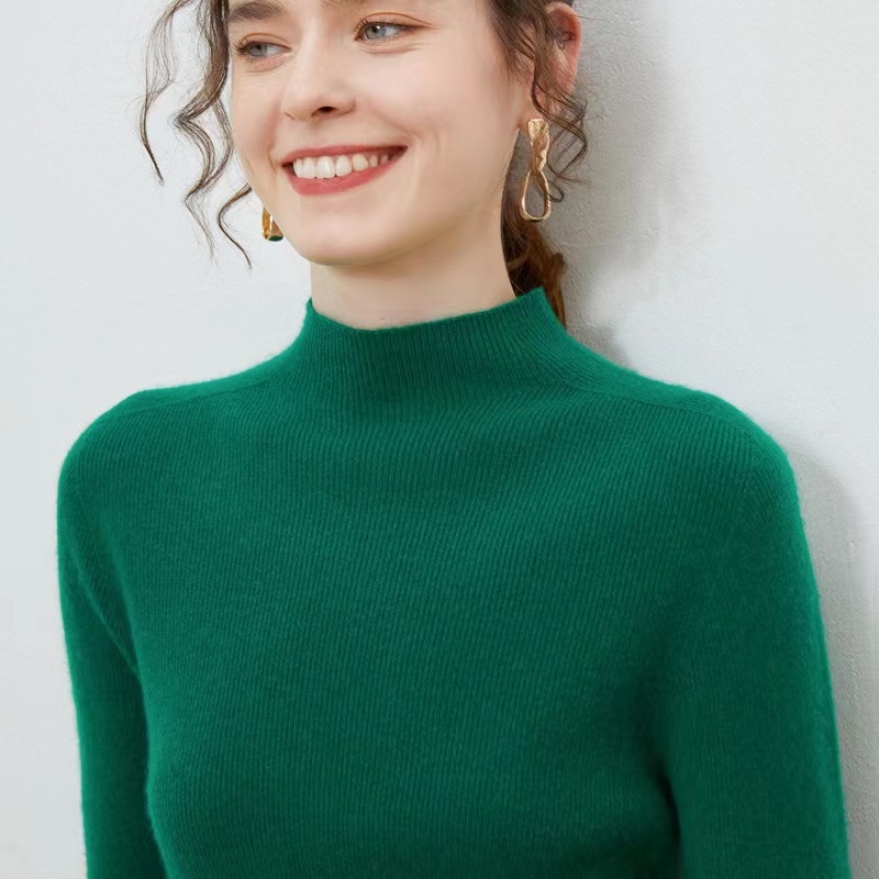 Ženski pulover od 100% čiste vune, polu-visoki ovratnik, uski kroj, dugi rukavi