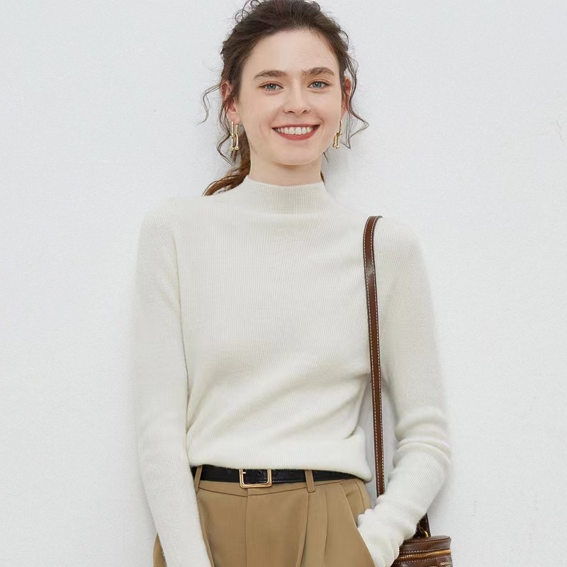 Ženski pulover od 100% čiste vune, polu-visoki ovratnik, uski kroj, dugi rukavi