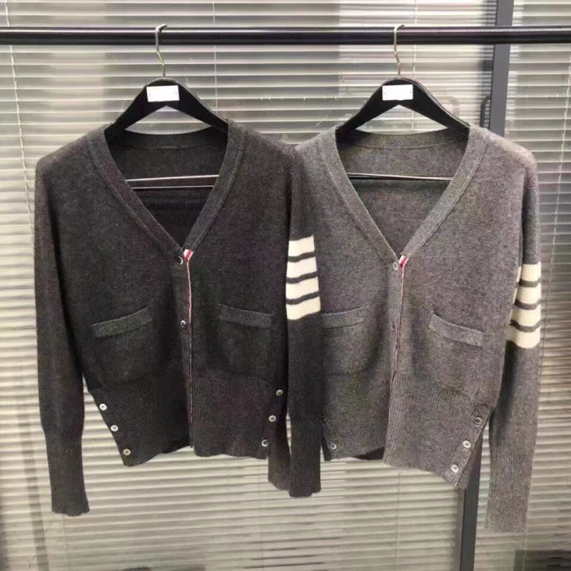 Kasmirski kardigan s V-izrezom za muškarce i žene, unisex, uski kroj, elegantan
